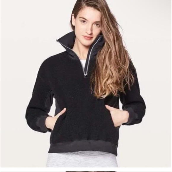 LULULEMON Stand Out Sherpa in Classic Black Size 6 — Simply Gorgeous!!! - Picture 1 of 12
